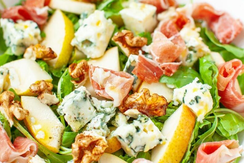 Salad with serrano ham